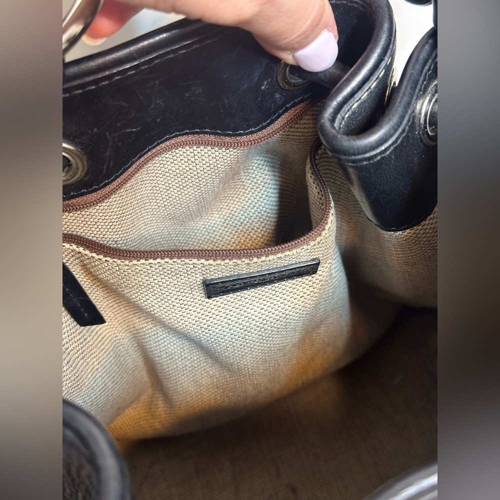 Vintage Dooney & Bourke black full grain leather bucket shoulder bag bucket bag - Picture 10 of 16
